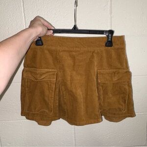 Corduroy Skirt w Pockets